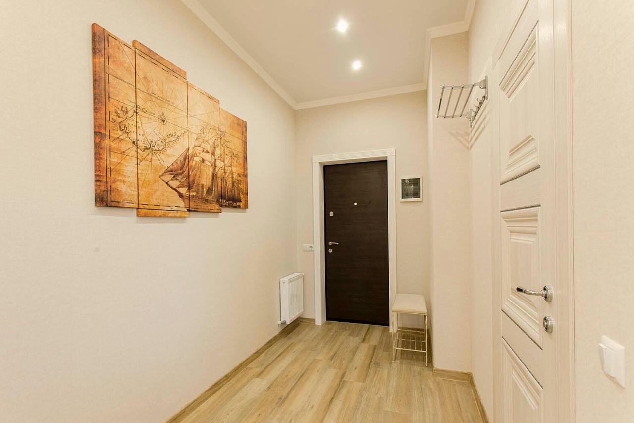 2-Roomed Apartment With Living Room Odessa Exterior foto